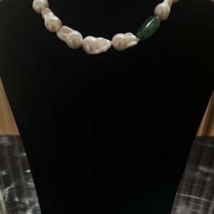 Exquisite Mother of Pearl & Emerald String: Adorn Your Style with Nature’s Gemstones!