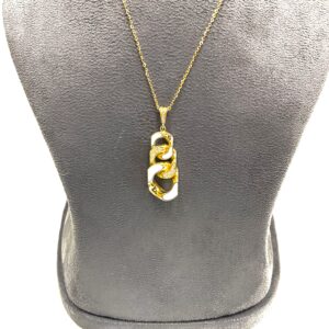 Elevate Your Style with an 18kt Hallmark Chain – Shop Now!