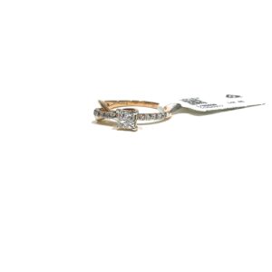 14kt Natural Diamond Ring: Sleek and Sparkling Statement Piece for Every Occasion