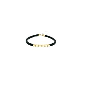 Upgrade Your Style with Our Elegant 18kt Fabric Bracelet – Shop Now!