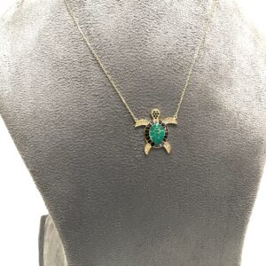 Get Noticed with our Precious 18kt Hallmark Tortoise Chain – Luxurious and Unique!