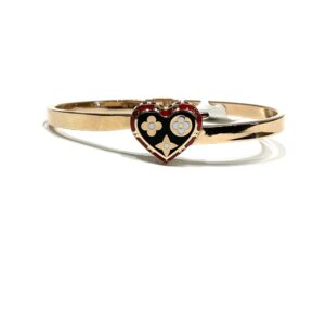Shine Bright with Our Luxurious 18kt Gold Bracelet – Perfect for Any Occasion!