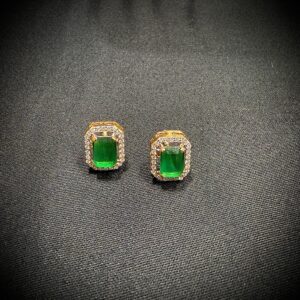 Elegant 14kt Diamond Studs – Timeless Jewelry for Every Occasion