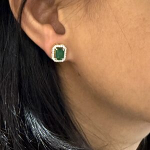Elegant 14kt Diamond Studs – Timeless Jewelry for Every Occasion